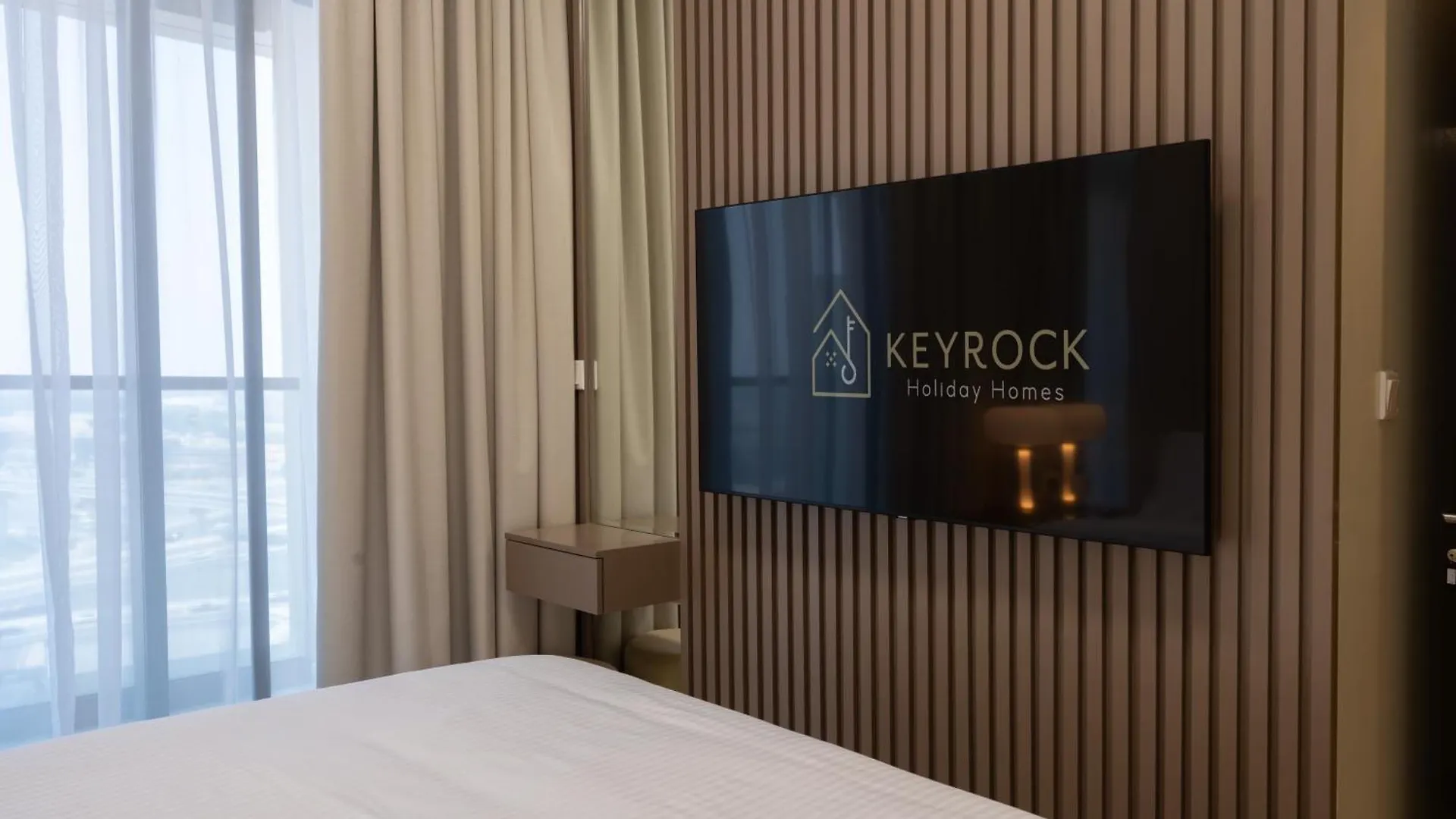 Luxury Stay At Aykon Tower - City Views Dubai Lägenhet